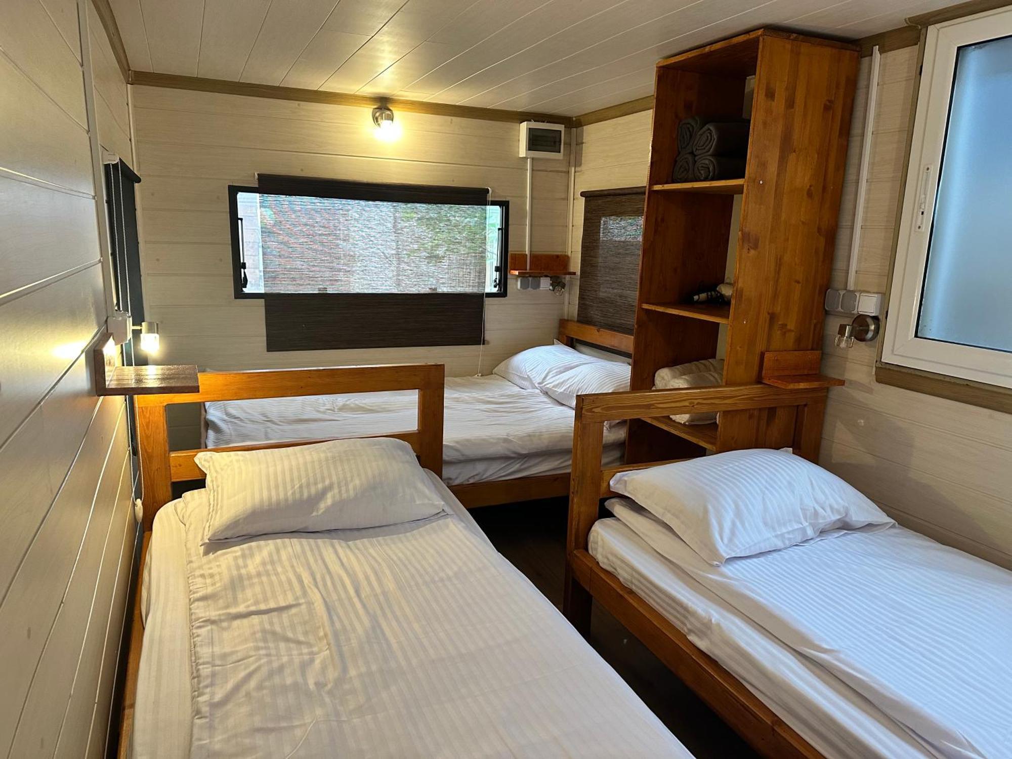 Hotel Cozyvan Каравана Под Наем Sozopol Esterno foto