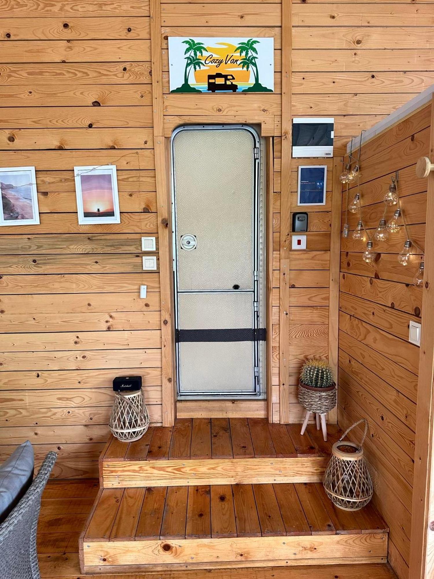 Hotel Cozyvan Каравана Под Наем Sozopol Esterno foto