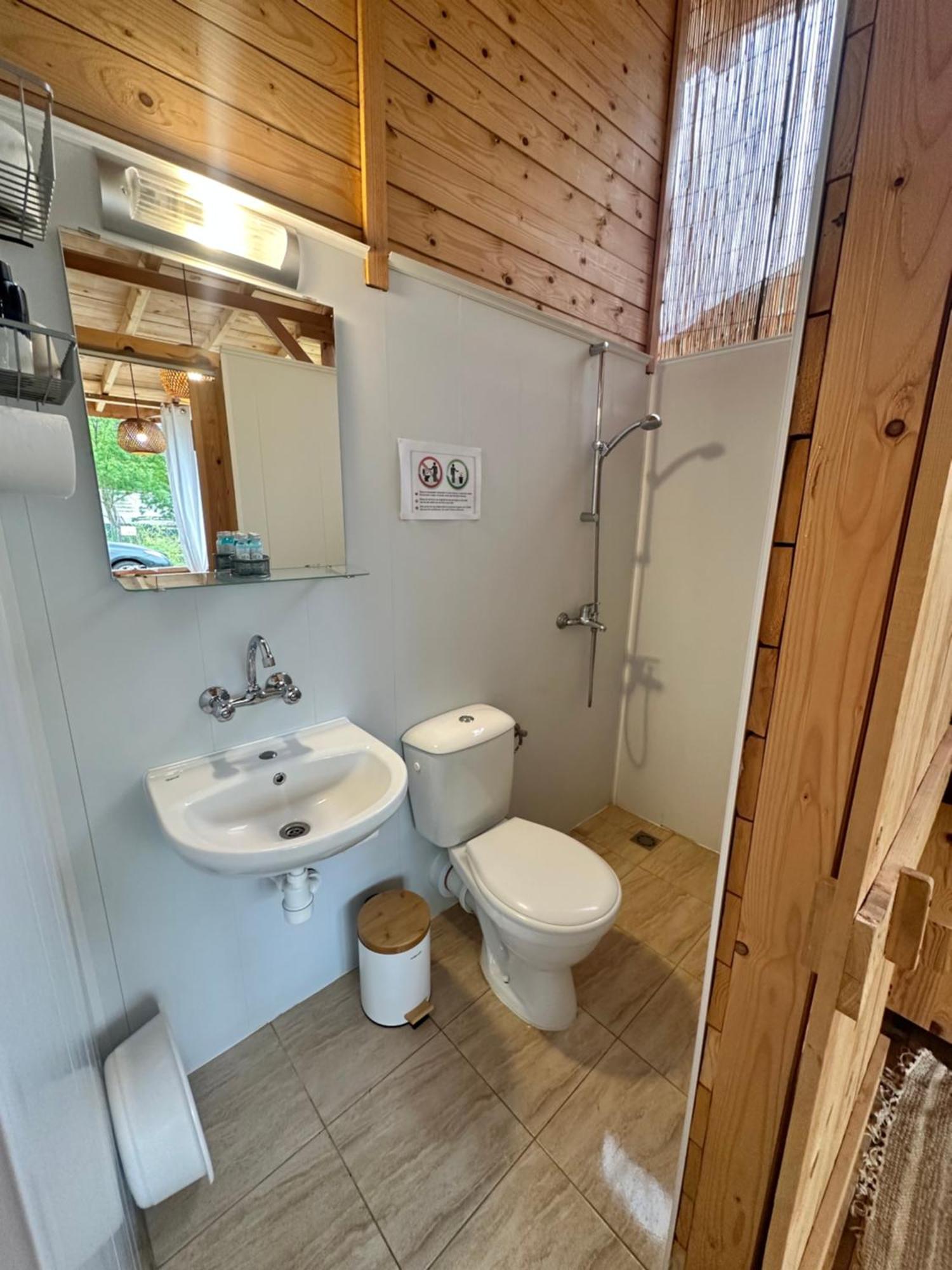 Hotel Cozyvan Каравана Под Наем Sozopol Esterno foto